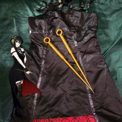 Cosplay Spy X Family Yor Forger