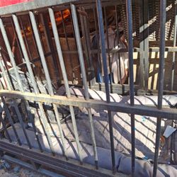 Dog Crate Cage Heavy Duty Made For Small To Medium Dogs Just Needs New Paint Jobopens From The Top Anf The Front Easy Size DoorsTo Put Your Pet Insid