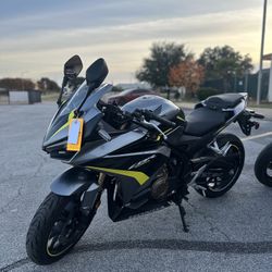 2022 Honda CBR500 RA ~ Low Payments Financing Available