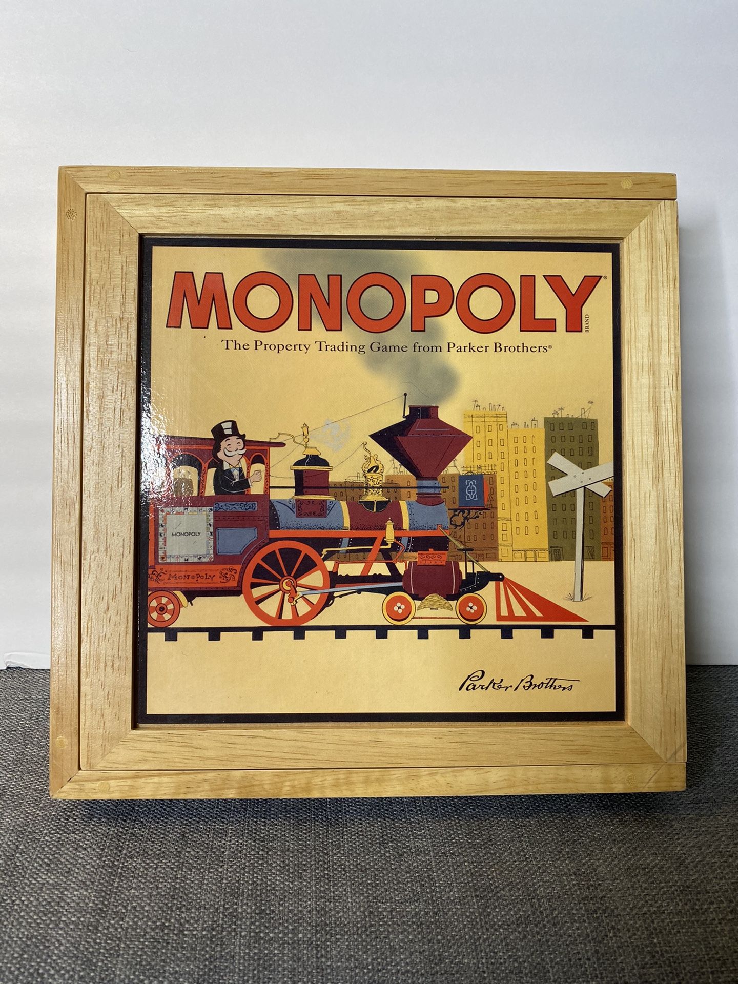 MONOPOLY Nostalgia Series Board Game Bookshelf Wood/Wooden Collector’s Box 💰