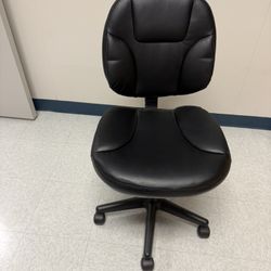 Rolling office Chairs