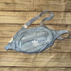 Light Blue Waist Bag – Used
