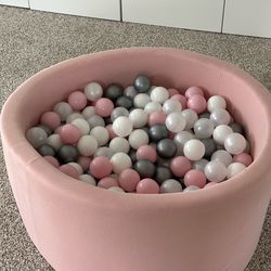 Ball Pit for Toddlers  Baby Ball Pits Soft Memory Foam Ball Pit Round Kids Ball Pit Indoor Game Kids Play Ball Pool Ideal Gift for Girls