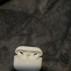 AirPods Pro 2nd Gen With MagSafe Case