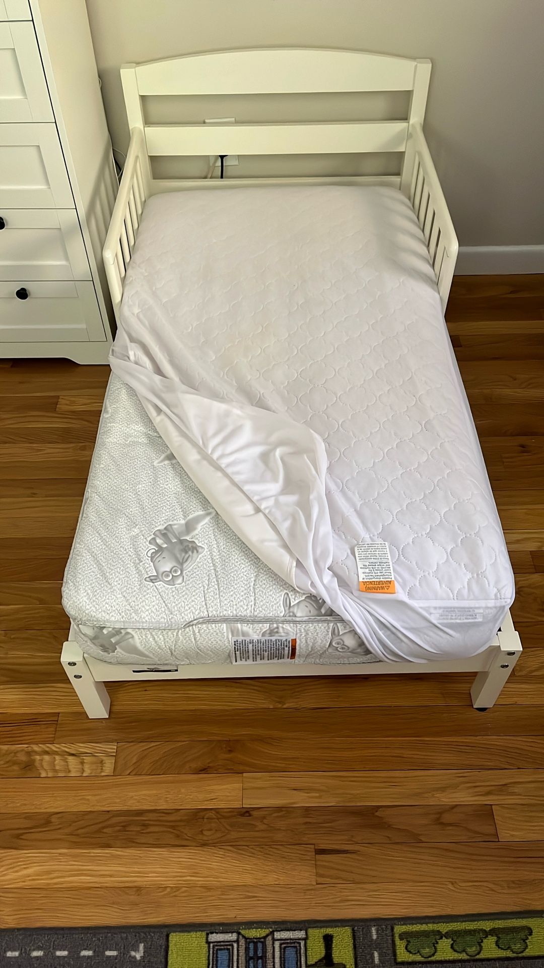 Toddler Bed Frame & Serta Mattress