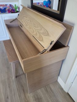 Wooden Keyboard Stand