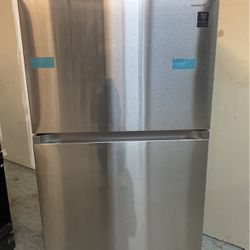 New Samsung Top Freezer Refrigerator 
