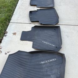 Honda Accord Hybrid Stock Car mats 