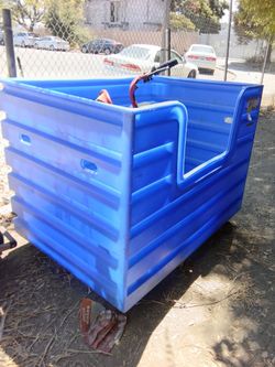 Maxi Movers Chem-Tainer Blue Plastic Bin