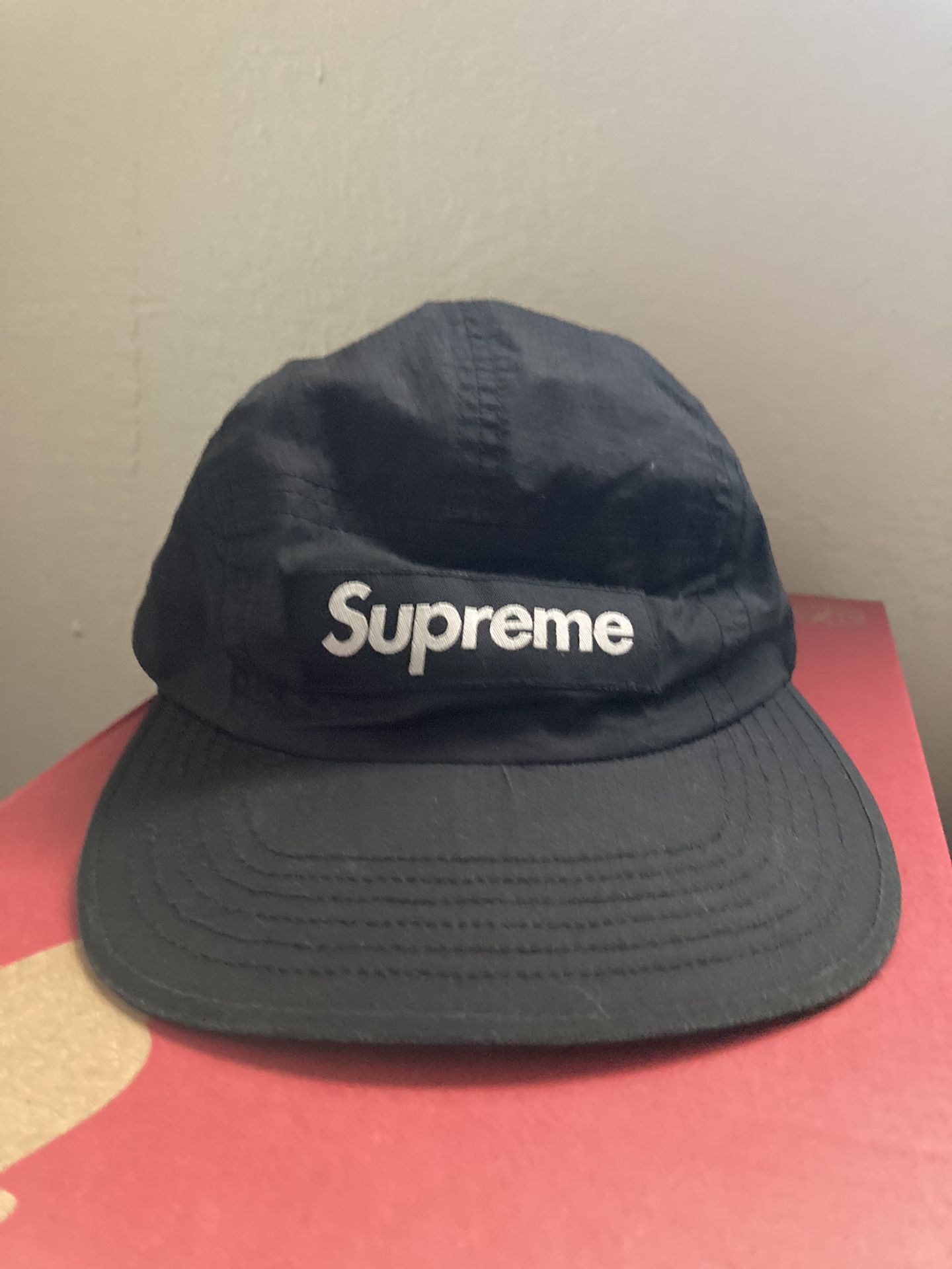 Supreme Hat , Black