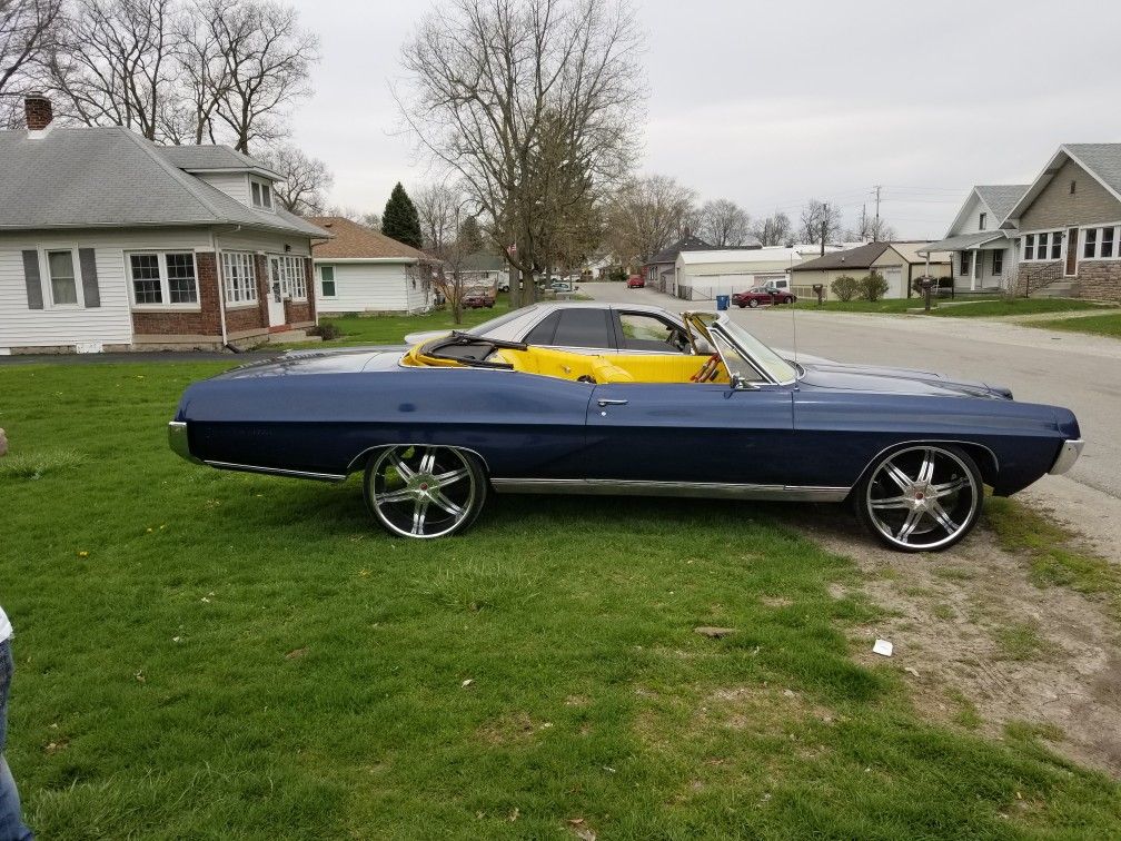 67 Pontiac Bonneville