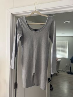 Gray long sleeve one piece romper