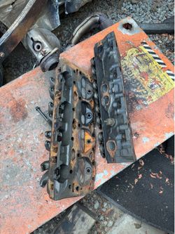 Heads for 350 Chevy motor