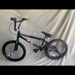 HARO Boys Bike 20 Inch 