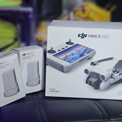 DJI Mini 3 Pro with 3 Batteries and 128gb Card LIKE NEW