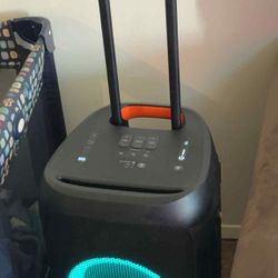 JBL 310 Portable Party box Speaker 