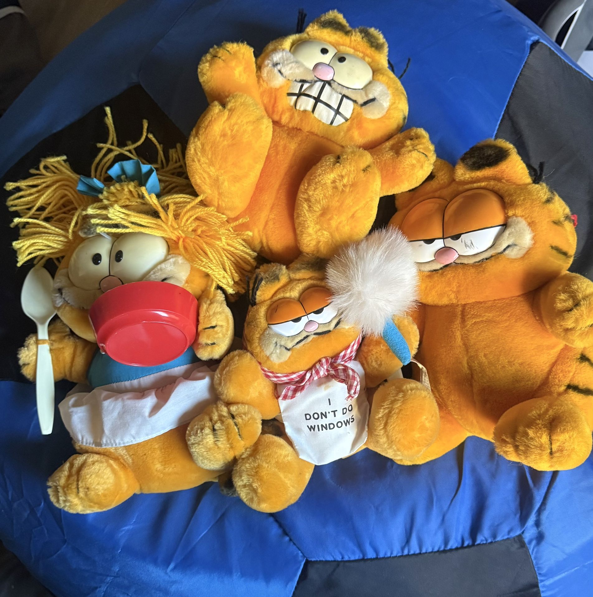 Original Vintage Garfield Plushies 4 For $10