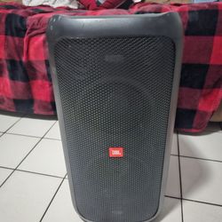 Se Vende Bocina Jbl Partybox  100.