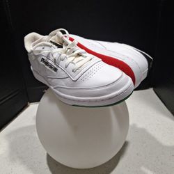 Reebok S   Size 11 New