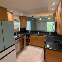 Kitchen- Excellent Condition