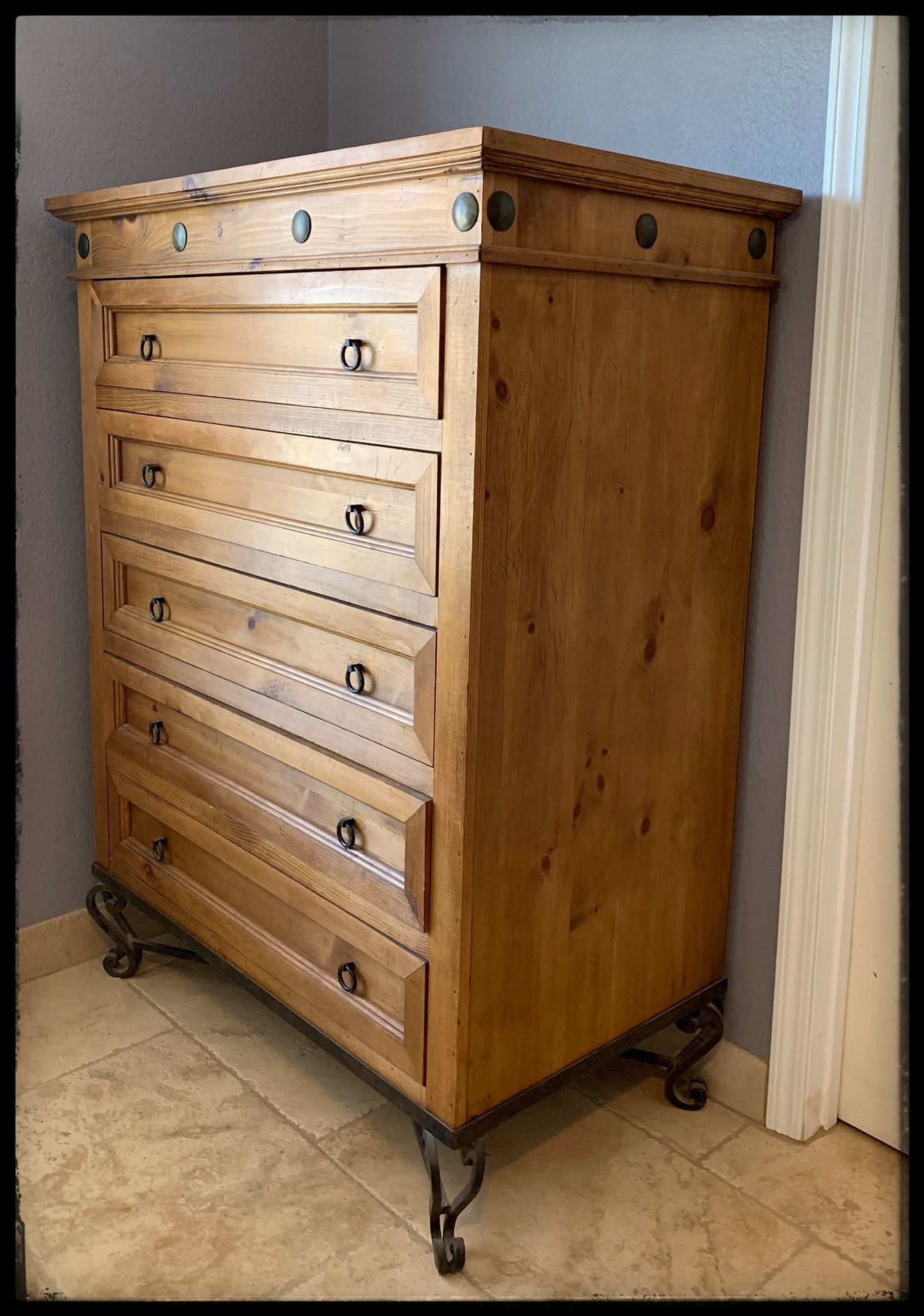 Rustic Southwestern knotty pine dresser / chest of drawers