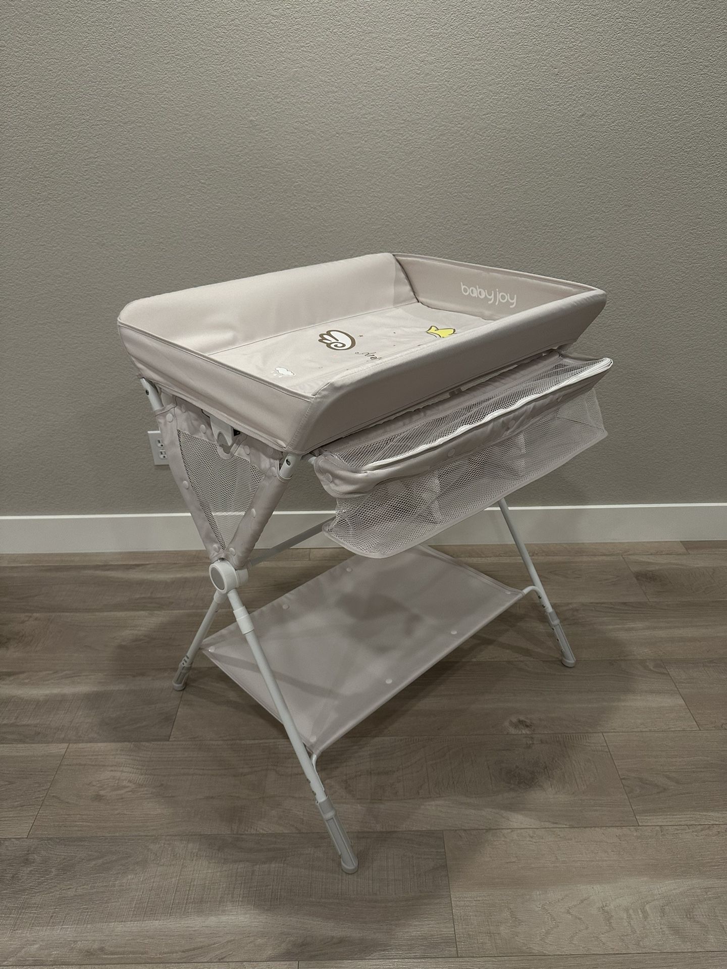 Foldable Diaper Changing Station with Storage & Wheels