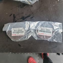 Toyota/Lexus GX470 Cam Shaft Seal Set