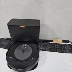 j7+ roomba combo wet dry mop robot vacuum  cleaner with auto empty base