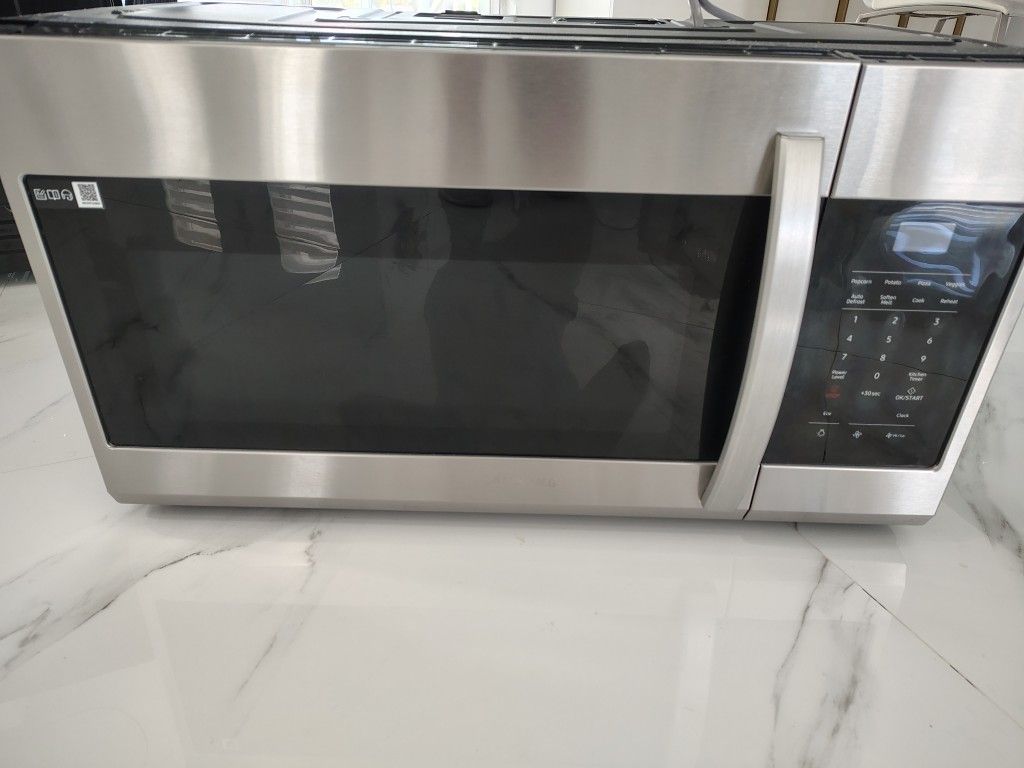 30" Samsung Stainless Microwave