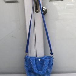 Ribbed Chenille Convertible Crossbody Handbag (Sky Blue)