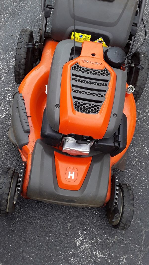 Fourwheel drive Husqvarna selfpropelled lawn mower for Sale in Kissimmee, FL OfferUp