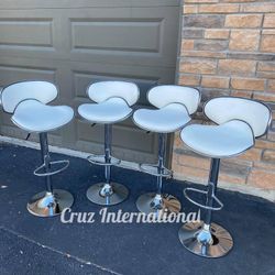 New 4 White Bar Stools 