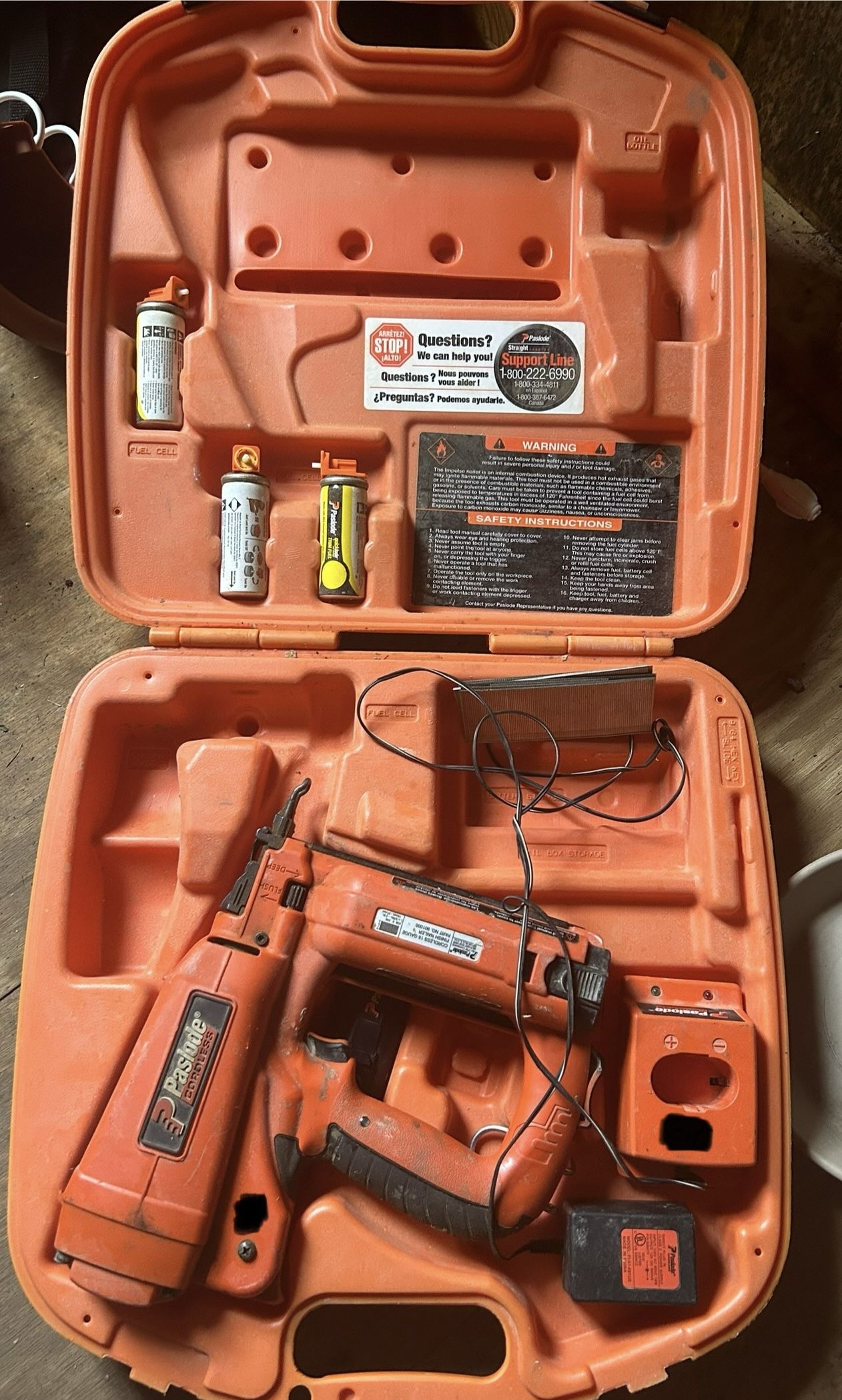 Pasload Cordless Finish Nailer 