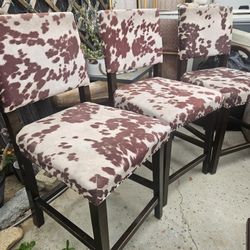 30.00 Bar Stools