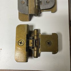 Cabinet Hinges