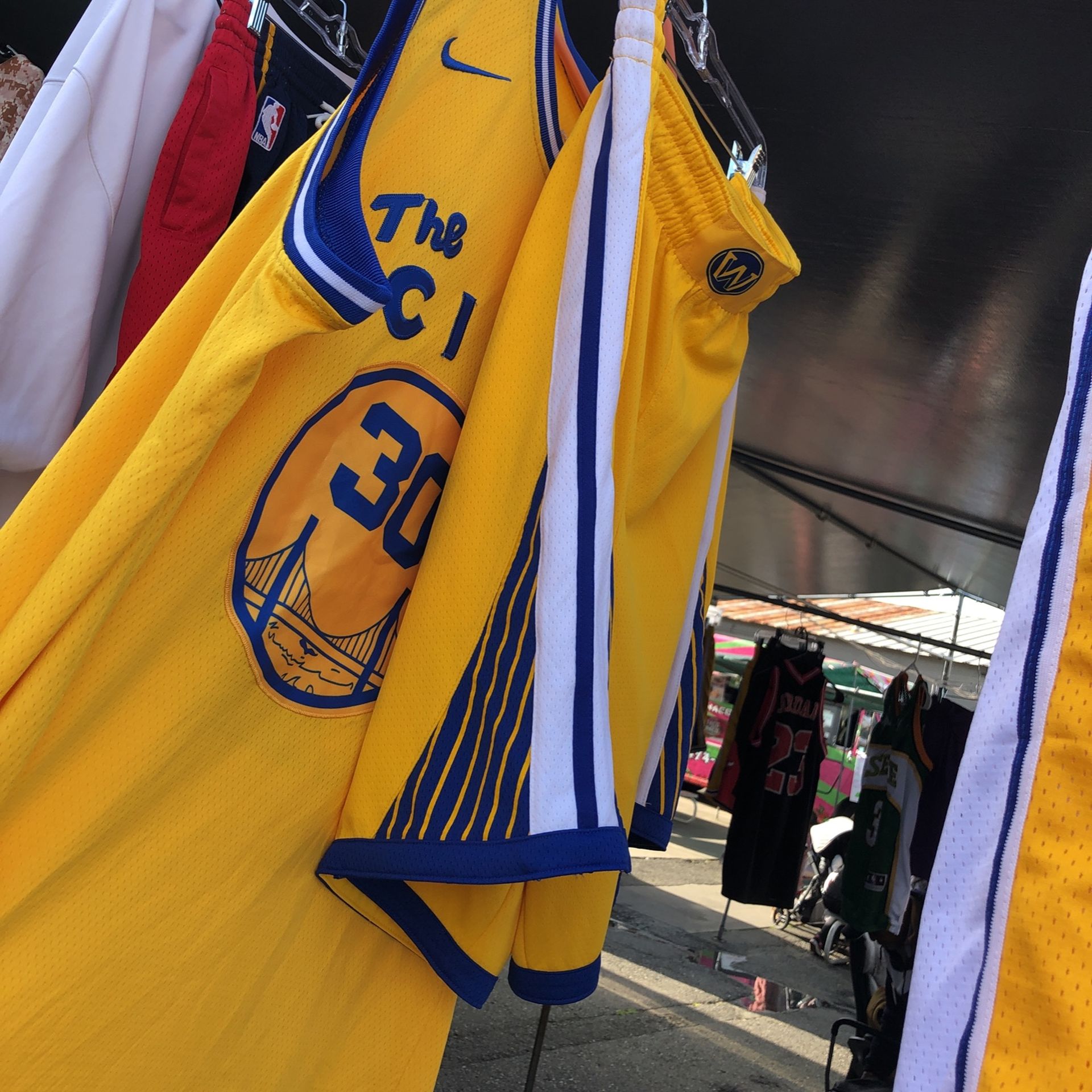 Size 2xl Curry Uniform.