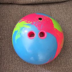 MOTIV EVOKE ボウリングボール15ポンド Motiv Evoke Bowling Ball +