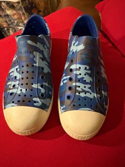 Native swim/outdoor shoes
