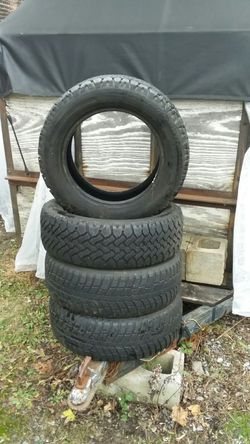 Nokian snow tires non studded mud 195 60R15