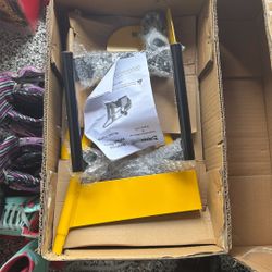 Maxxhaul Motorcycle Wheel Chock 