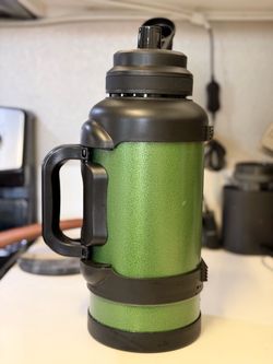 TAL Hydration 64oz Insulated Stainless Steel Water Bottle / Growler - Green