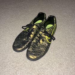Indoor Soccer Shoes 