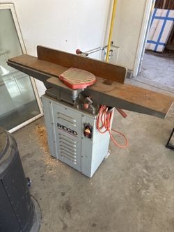 RIDGID JP06000 6” Cast Iron Jointer – Works