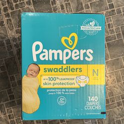 Pampers Swaddles Newborn 140 Count New
