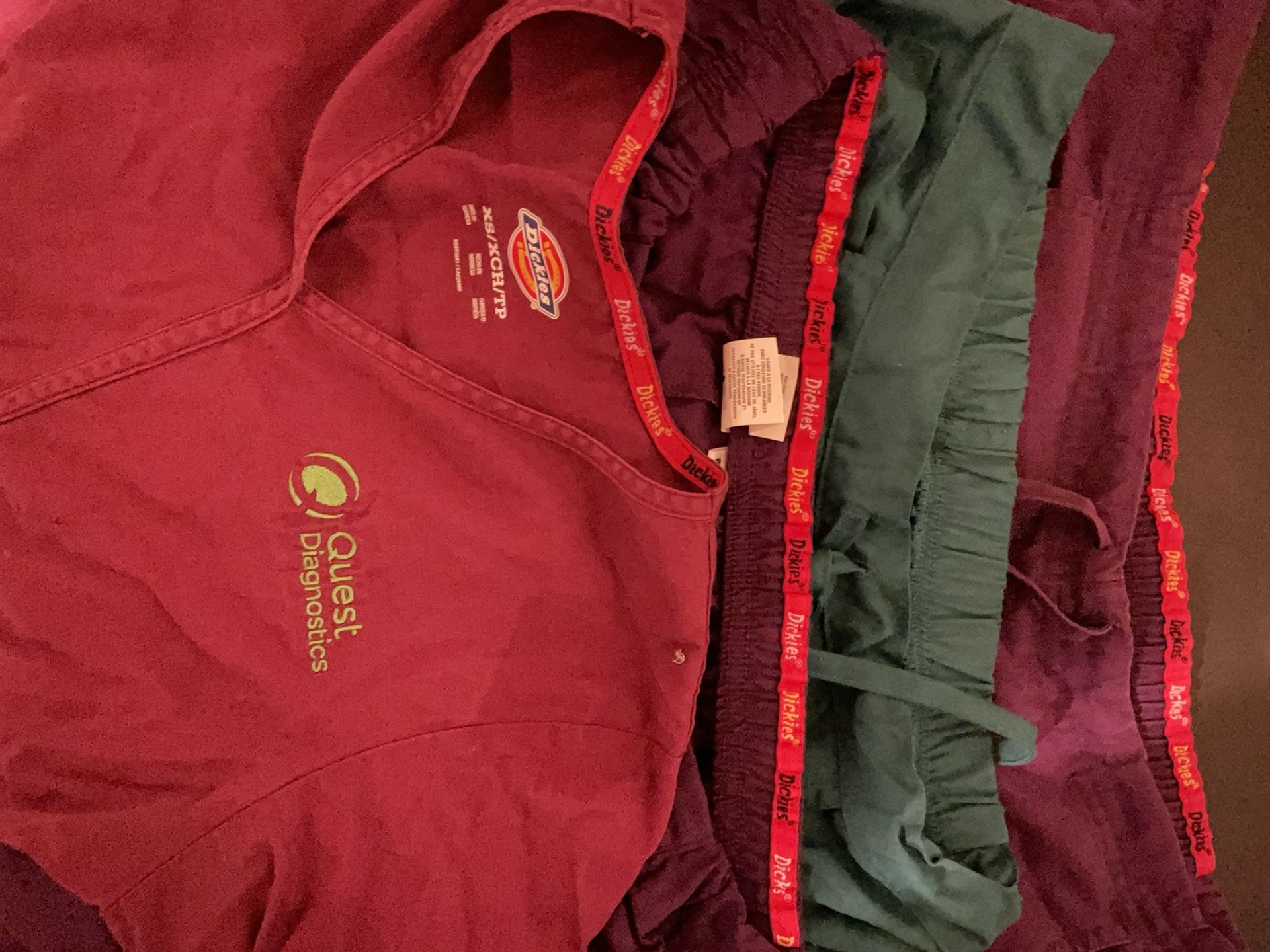 Quest scrubs /Dickies