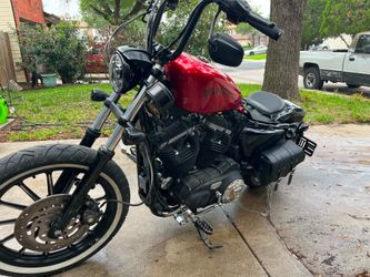 2012 Harley Davidson Sportster 883