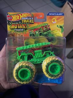 Hot Wheels Monster Trucks Mutant Chaos Mutant 5-Alarm 1:64 Die-Cast New 2026 HTF
