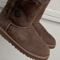 Ugg Boots Size 6