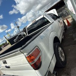 Ford f150 2010 Only Parts 