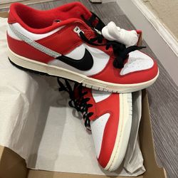 Dunk Low 'Split - Chicago‘Sz 9.5 New